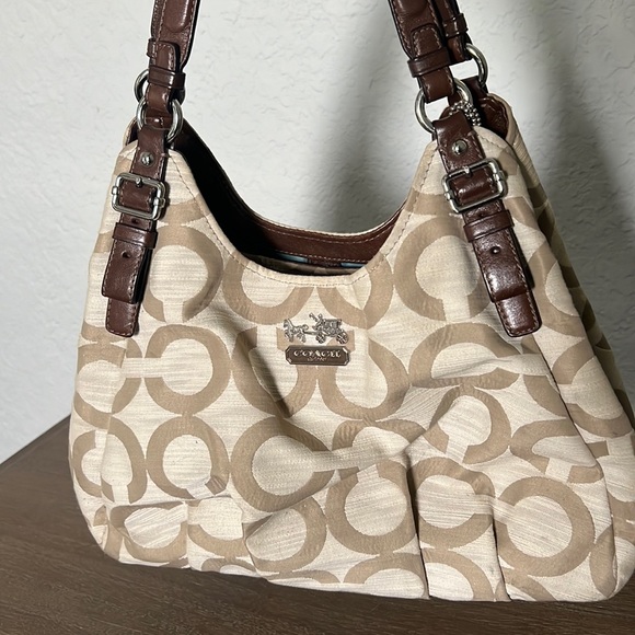 Coach Hobo Purse - Picture 1 of 5